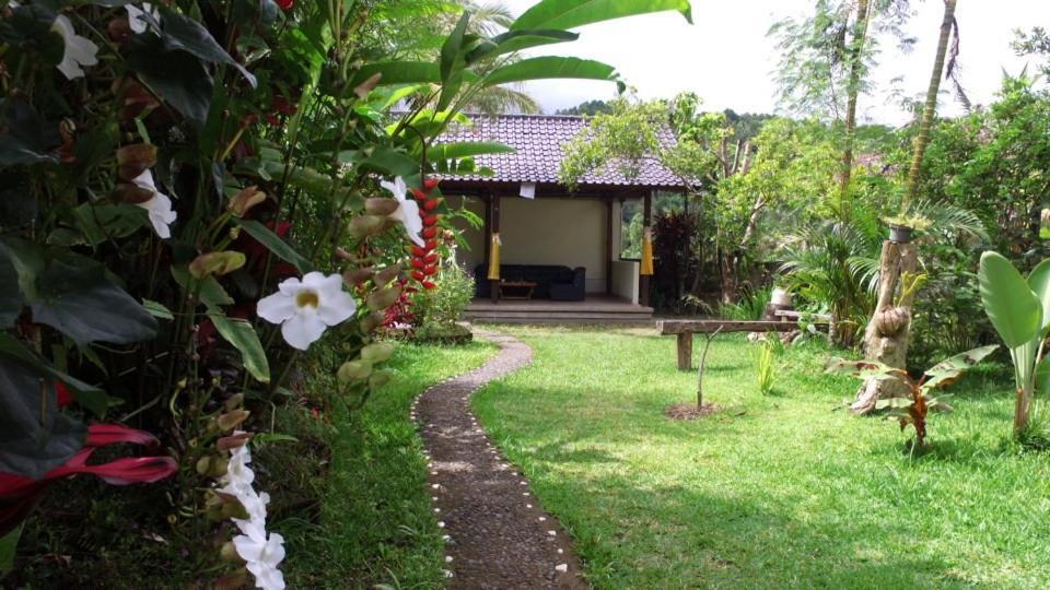 Kubu Shanti Sanda Munduk Extérieur photo